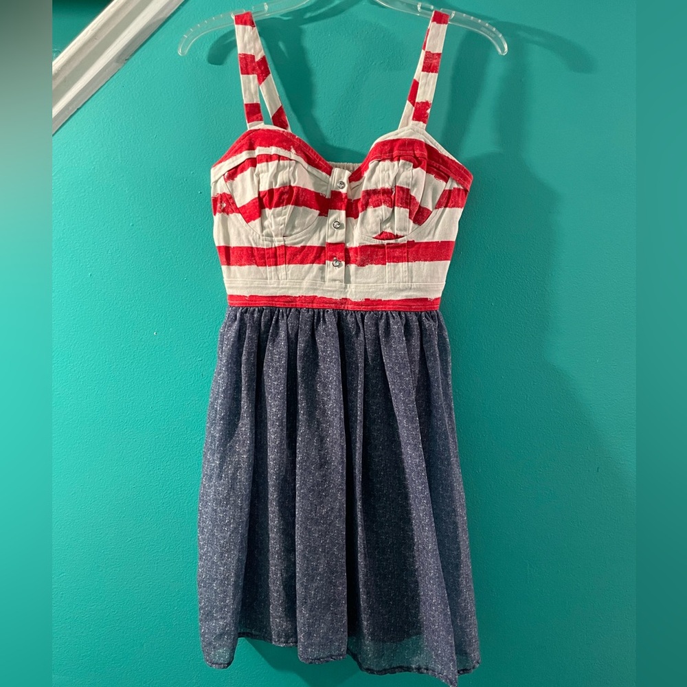 Marilyn Monroe red white and blue dress junior size medium